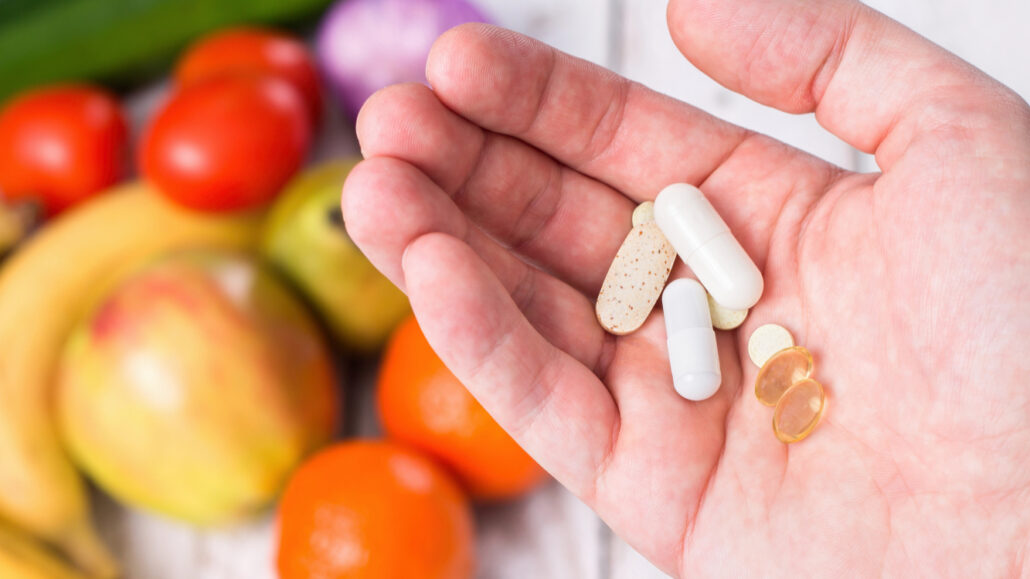 Nahrungsergänzungsmittel , z.B. Vit. C und D oder Zink, MAgnesium, Selen und Omega3 sind ein sinnvolle Ergänzung zu einer gesunden und abwechslungsreichen Ernährung